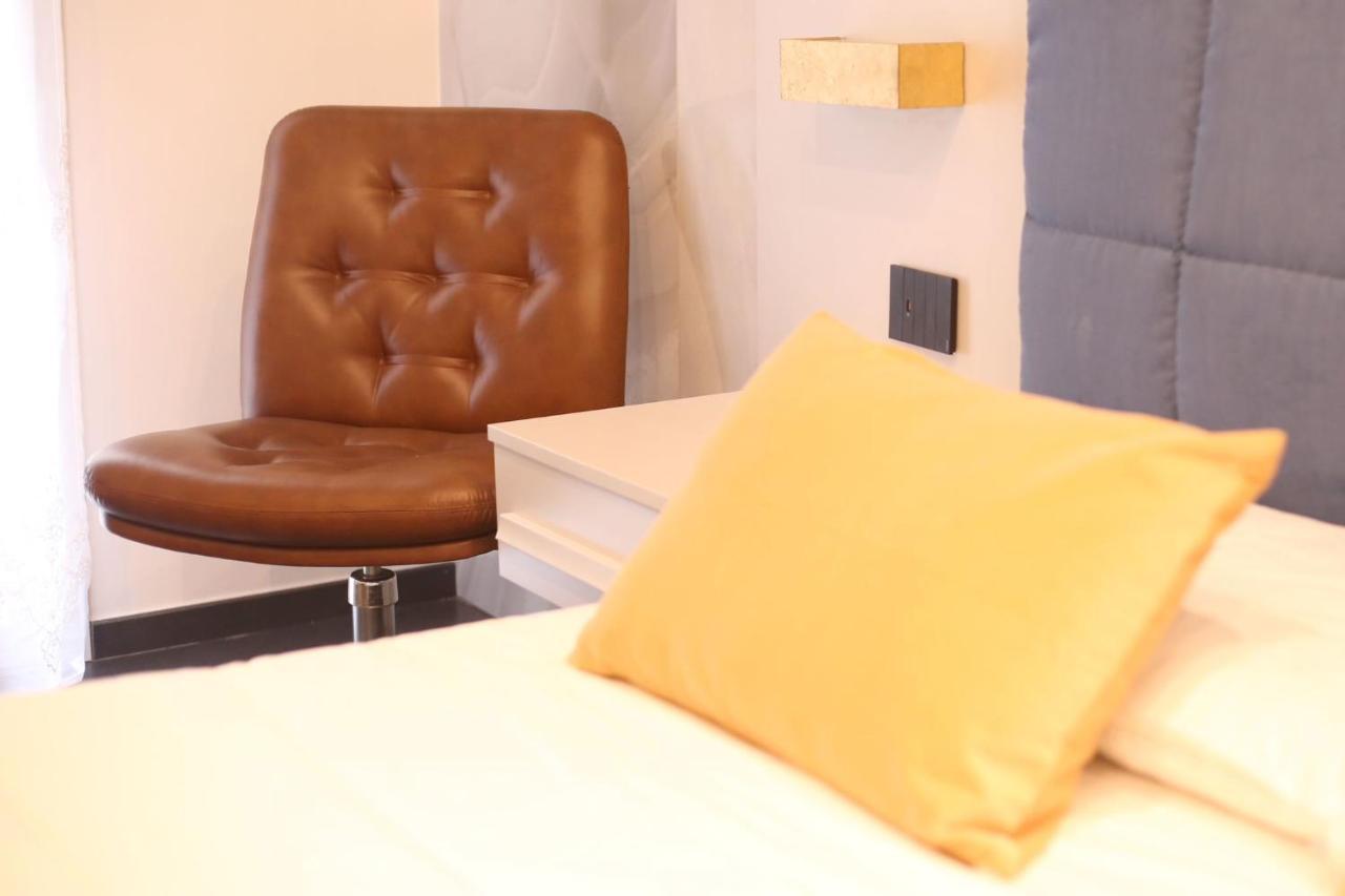 Guest House Colonna パレルモ エクステリア 写真